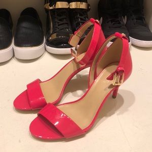 Micheal Kors heels coral color